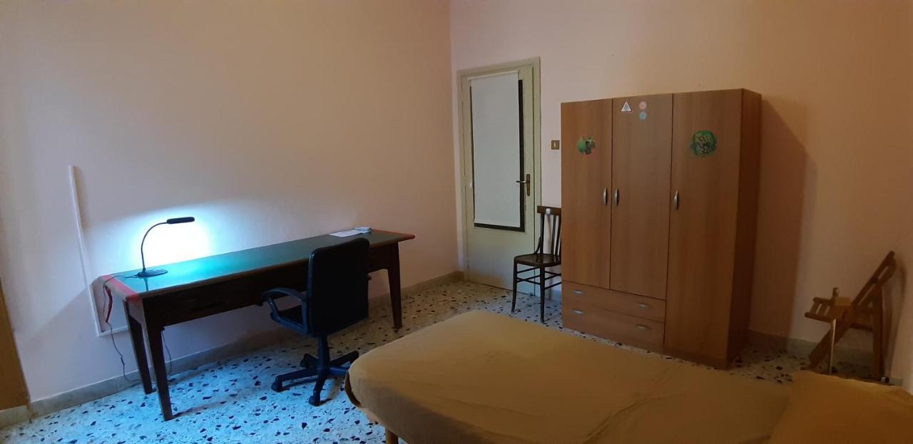Stanza Privata In Appartamento Per Smart Working, Digital Nomads O Coliving Палермо Экстерьер фото